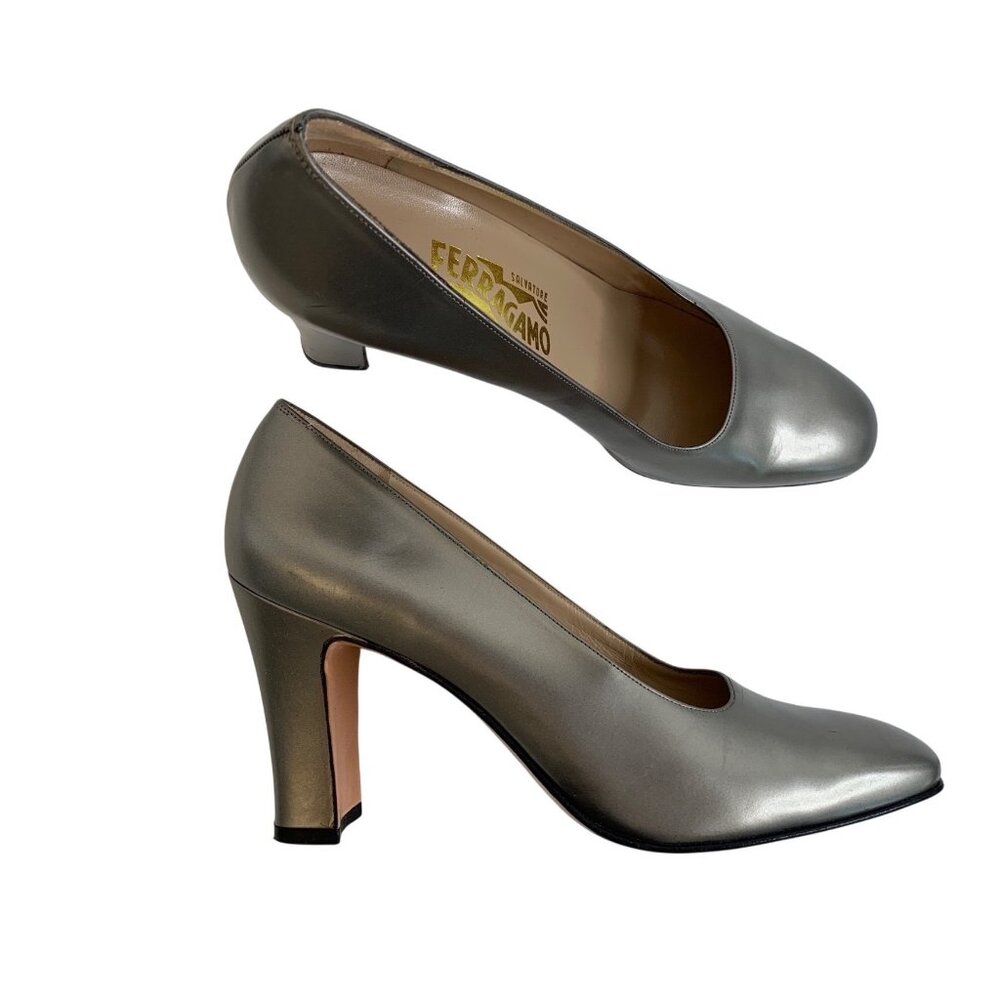 Salvatore Ferragamo Selezione Leather Pumps Size 10 Aa Italy Euc Metalic View 2